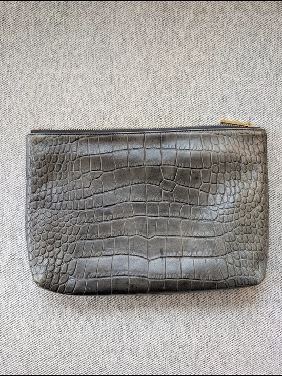 Cuyana Sun Faded Croc-Embossed Leather Pouch - Picture 3 of 3